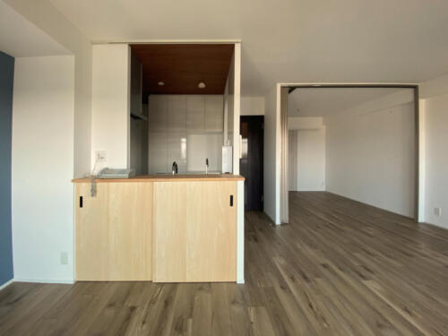 DiningKitchen 